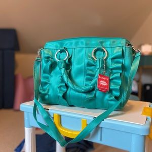 Harvey’s original seatbelt bag